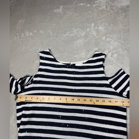 Chico’s Sequins Navy Blue White Striped Cold Shoulder Knit Blouse Size 1 (US M) - Picture 9 of 17